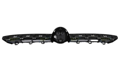 Polo 8 Grille + Chrome Moulding (Open Vent - Automatic Transmission) 2022-
